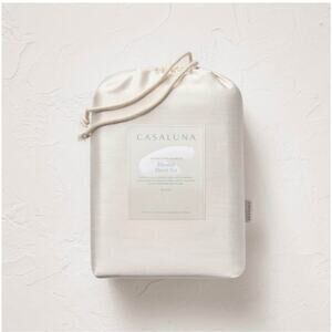 NWT Casaluna 400 thread count Ivory Rayon bamboo blissful sheet set Queen